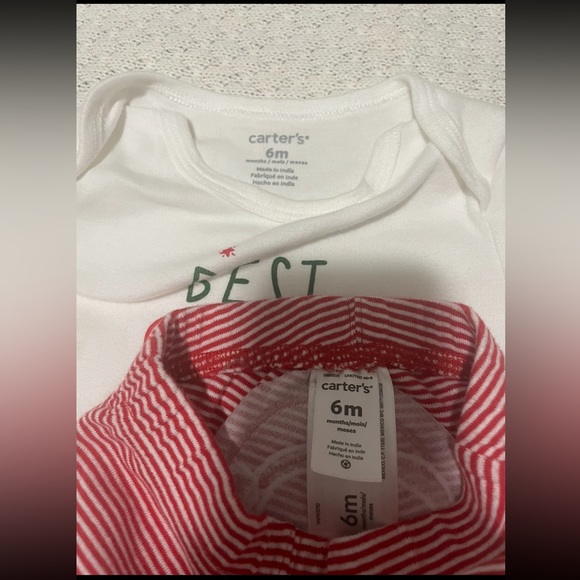 Carters Christmas baby outfit (two piece) - Picture 3 of 4